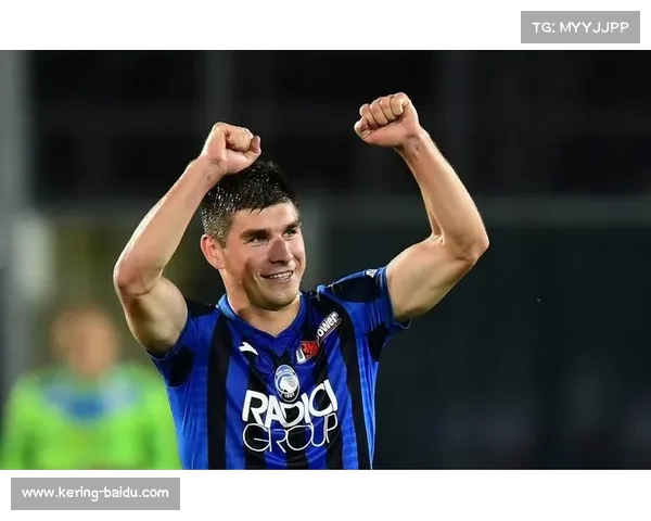 意大利足球甲级联赛热那亚马利诺夫斯基远射中柱